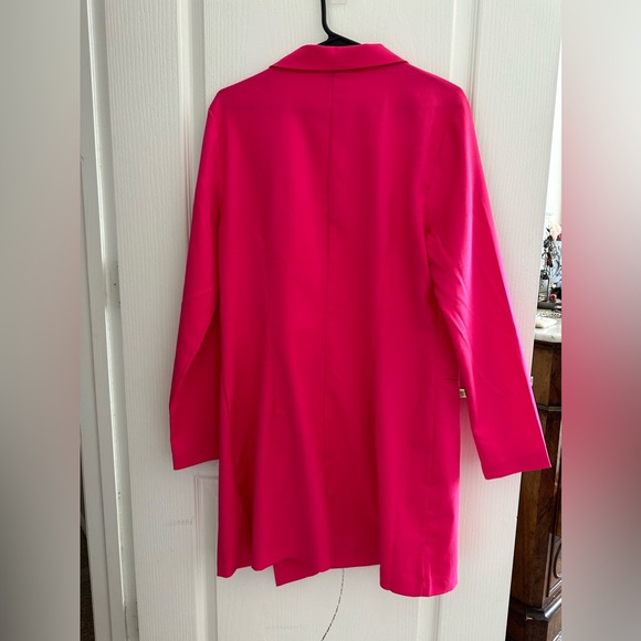 H and M Divided Pink blazer - Picture 2 of 4